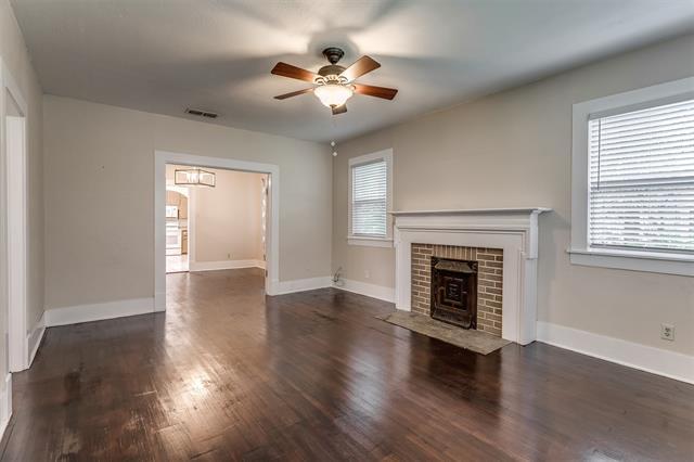 Photo - 317 W Main St