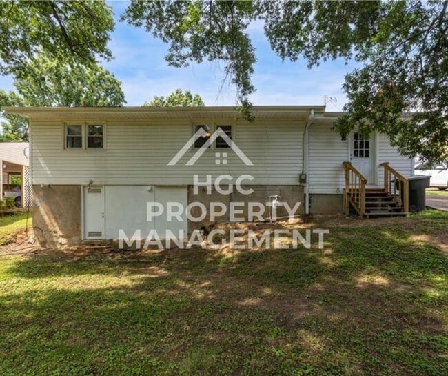 Photo - 1228 Irving Ave