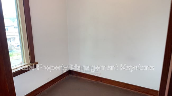 Photo - 122 E 16th Ave Unit 2