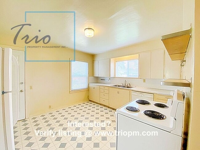 Photo - 825 N Street
