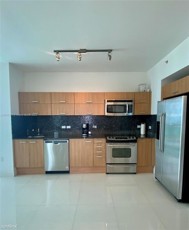 Photo - 2 br, 2 bath Condo - 350 S Miami Ave Apt 3813 Unidad Apt 3813