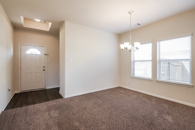 Photo - 15825 Roberto Clemente Ct