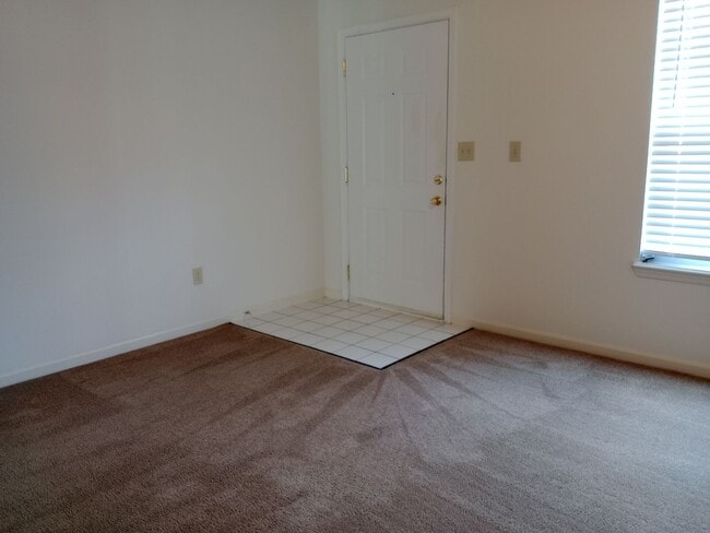 Photo - 210-210 Nikki Way Unit 208 Nikki Way