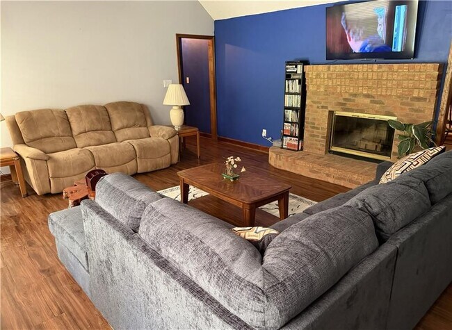 Photo - 145 Gill Ln