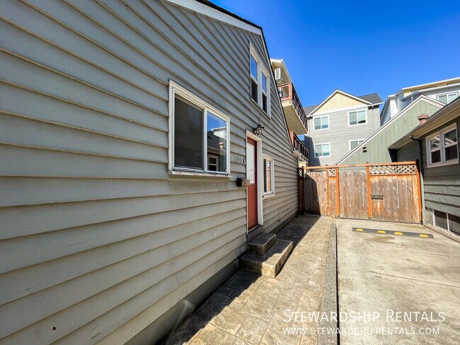 Photo - 1790 1/2 Mill St-