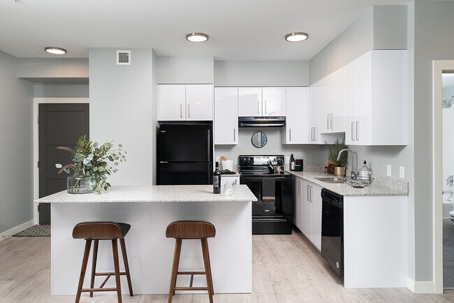 Building Photo - Orchard Walk