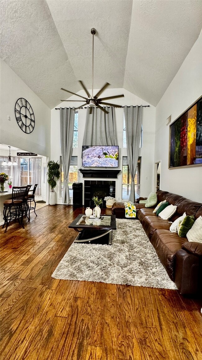 Photo - 14506 Wadlington Dr
