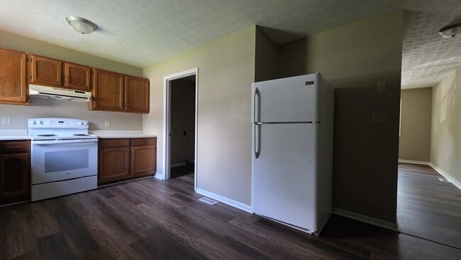Photo - Townhouse in Mayflower Apartments