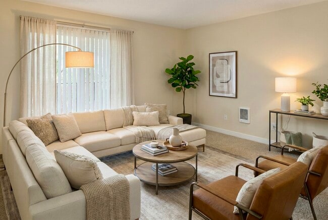 Photo - Cedar Square