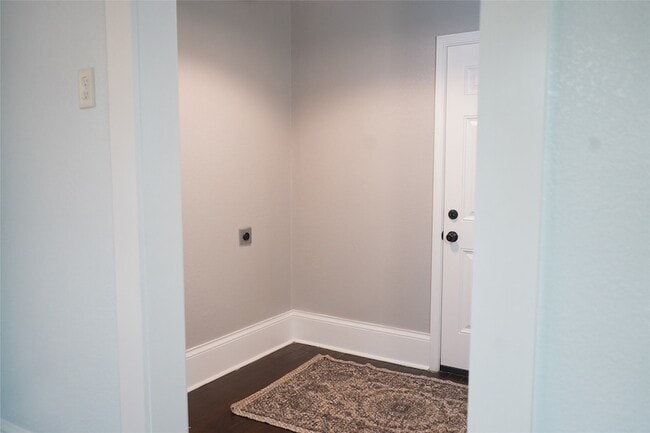 Photo - 2826 Avenue P 1/2