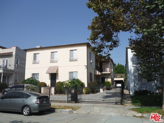 Photo - 864 S Gramercy Pl