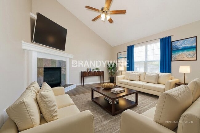 Photo - 809 Canter St