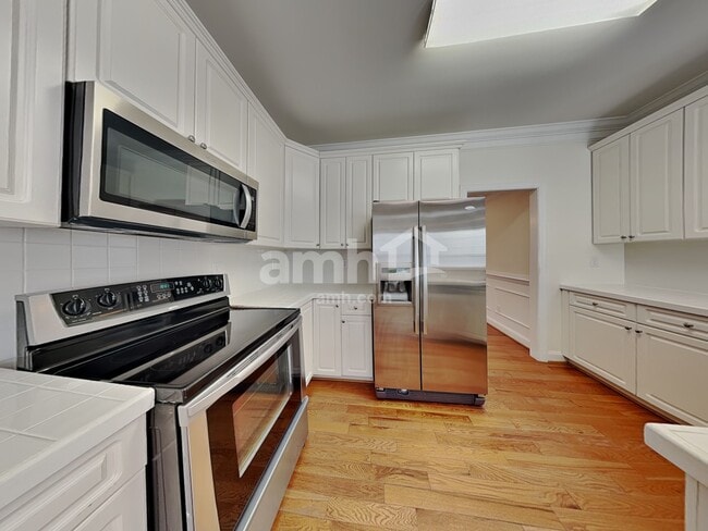 Photo - 4130 Leinbach Dr