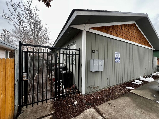 Photo - V1316 Unit 1