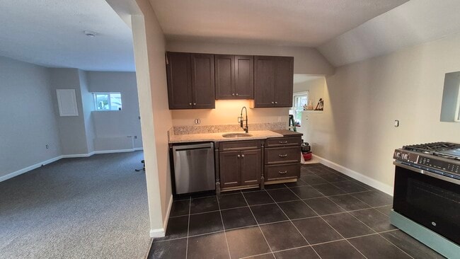 Kitchen/LR