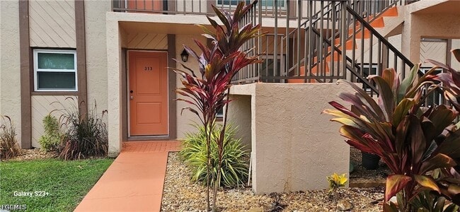Photo - 16881 Davis Rd Unit 313