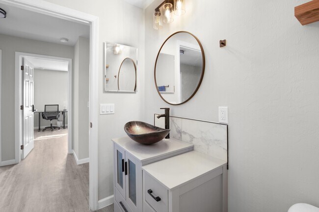 Photo - 3300 NW 15th Ln