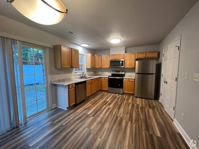Building Photo - 2621 Macgregor Downs Rd Rental