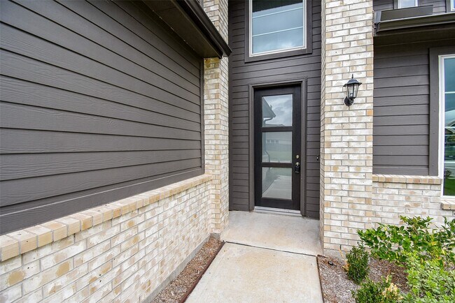 Photo - 32426 Fly Fish Wy