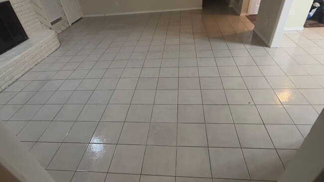 Photo - Great 3 Bedroom 2 Bathroom in Plano!