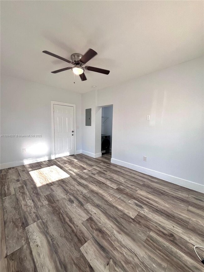 Photo - 1036 SW 5th St Unidad 2