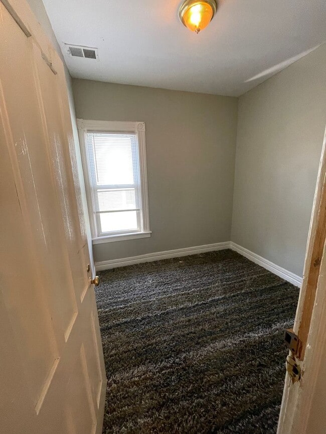 Photo - 11 Kline St Unit 11 KLINE ST. 2ND FLOOR