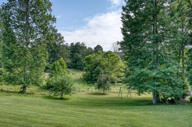 Photo - 2482 Old Hwy 64 W