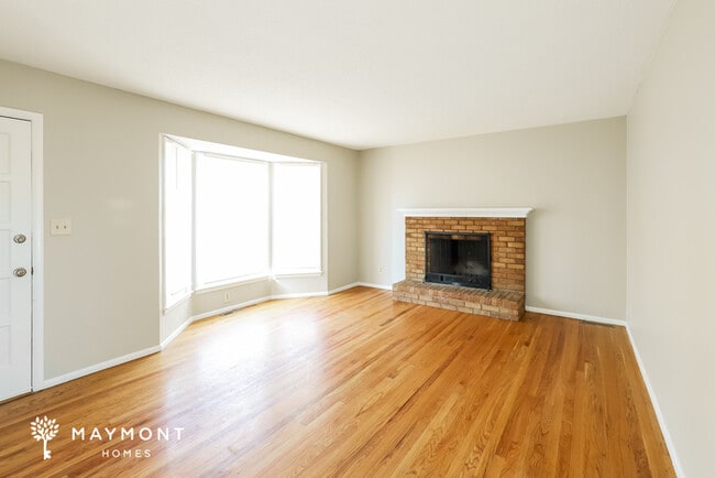 Photo - 9317 Eastern Ave