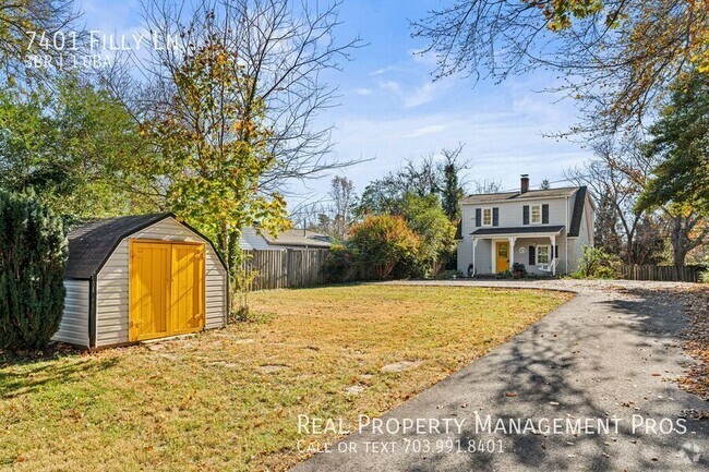 Building Photo - Charming Sunlit Colonial in Prime Warrento... Rental