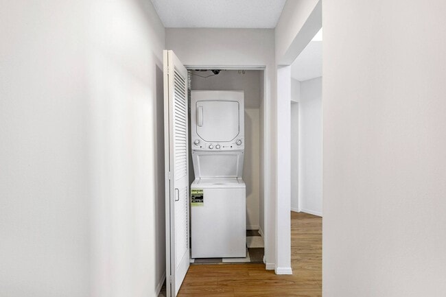 Uptown Lake Apartments