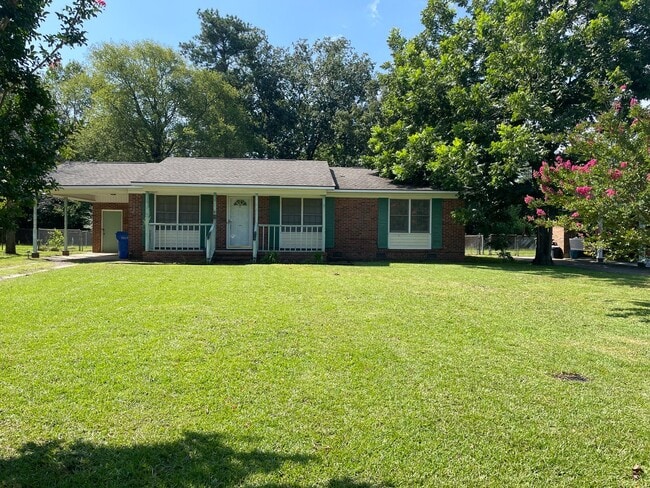 4817 Hurley Dr