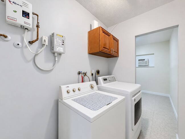 Photo - 7460 NW 16th St