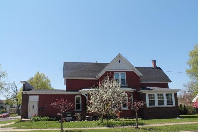 Photo - 1629 Johnson St