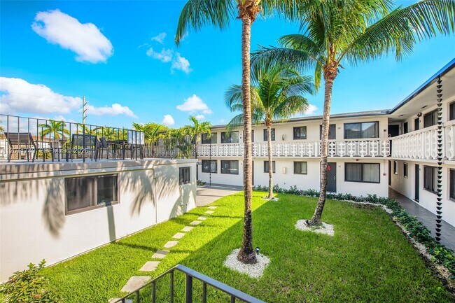 Photo - 1330 W 29th St Unidad 36