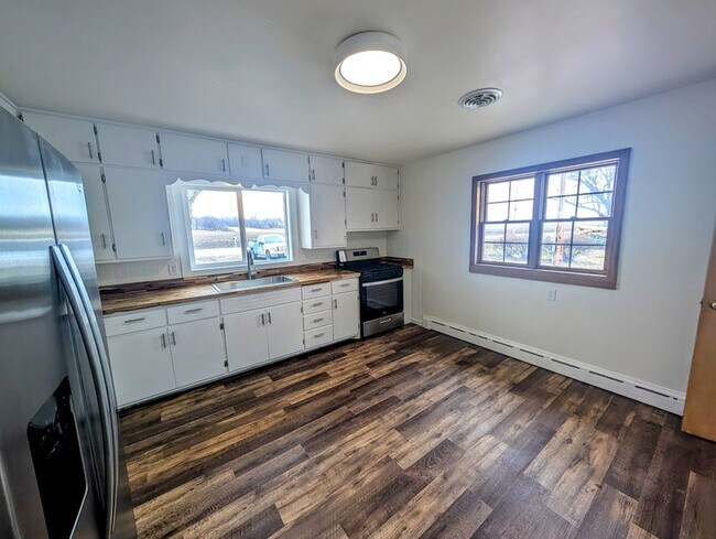 Photo - 2031 Blue Dr