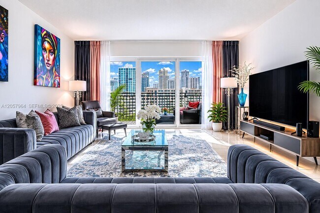 Photo - 300 Bayview Dr Unit 807