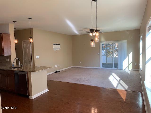 Photo - 43 Stacey Ct