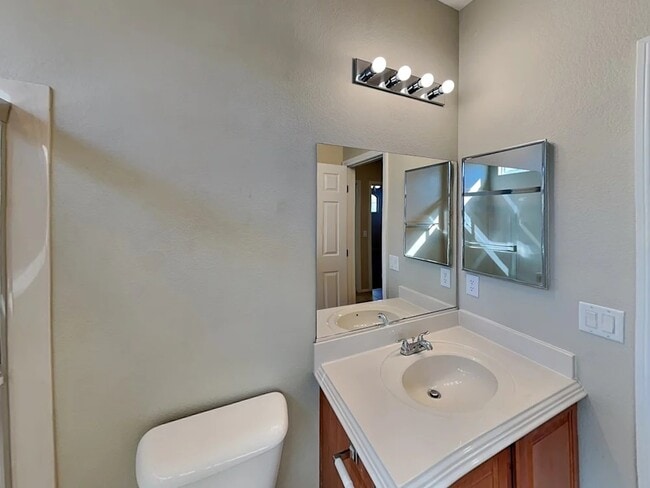 Photo - 4715 Junewood St