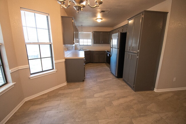 Photo - 5302 Leadville Dr