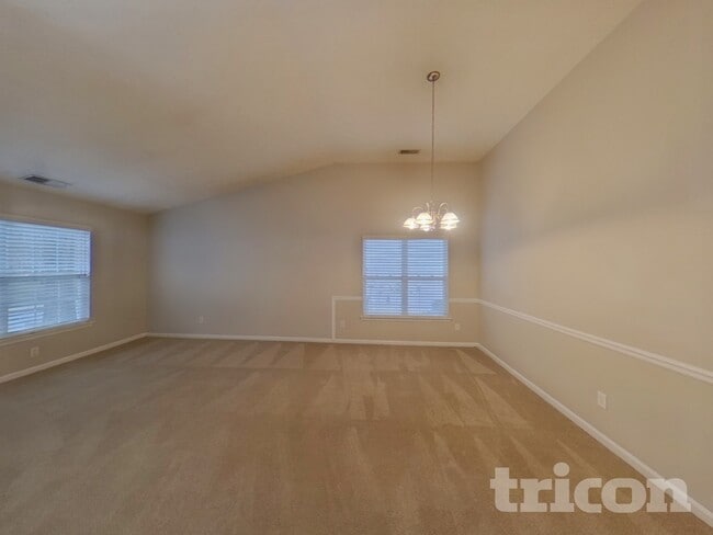 Photo - 8422 Somerton Cir