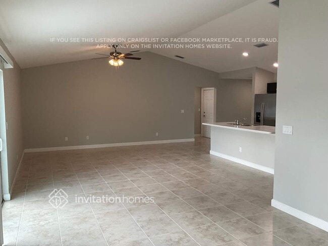 Photo - 714 Munich St NW