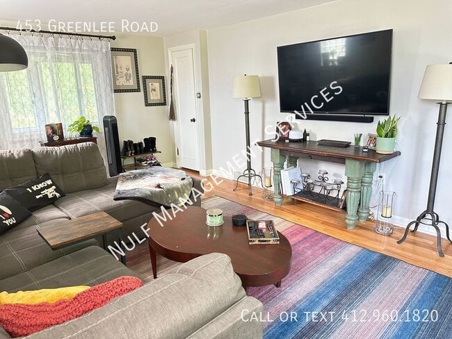 Photo - 453 Greenlee Rd