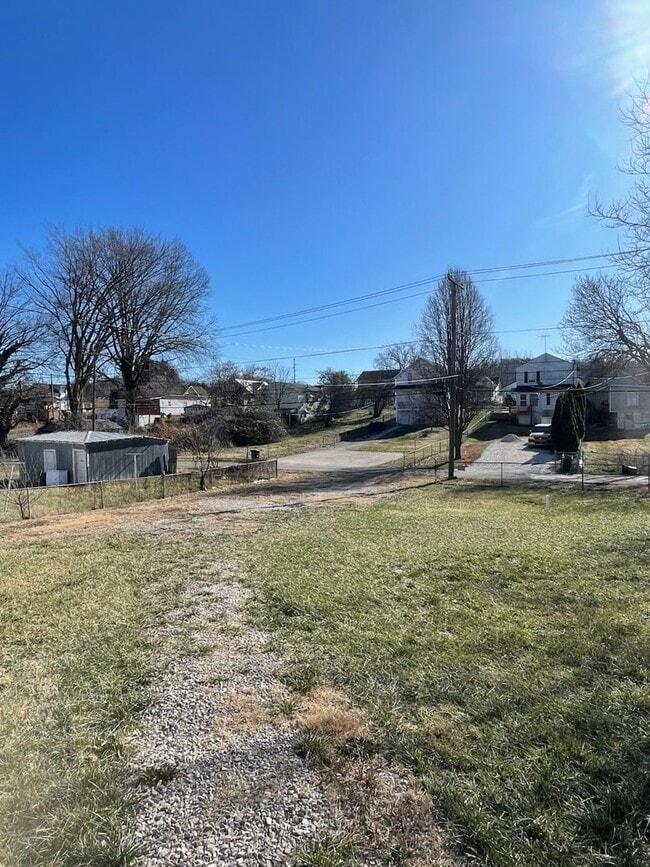 Photo - Fully Renovated Three Bedroom Home in Huntington