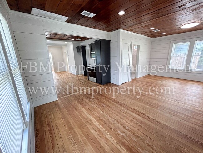 Photo - 1407 N Preston St