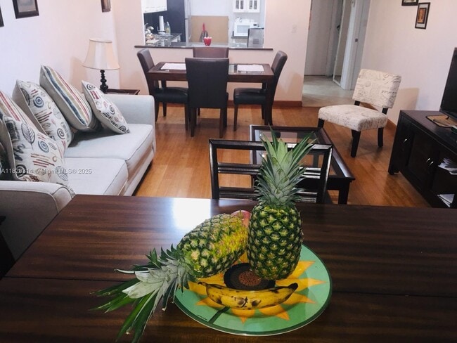 Photo - 1301 NE Miami Gardens Dr Unit 402W