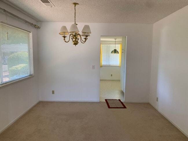 Photo - 6544 Stone Bridge Rd