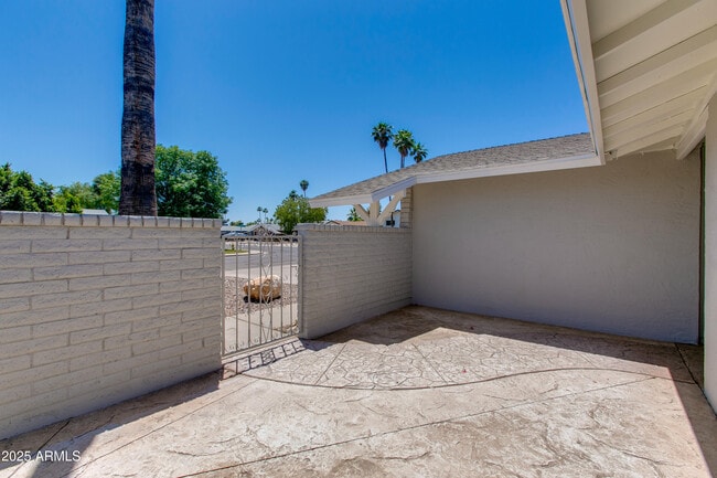 Photo - 1206 E Greenway Dr