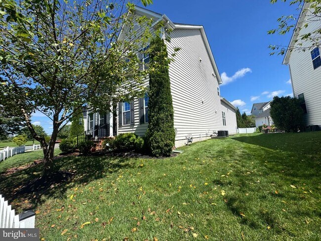 Photo - 22342 Heron Neck Terrace