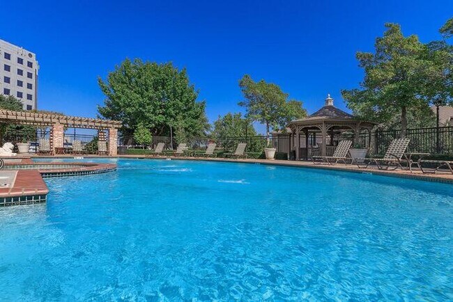 Photo - 2355 N Hwy 360 Unit b1