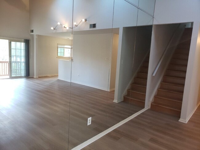 Photo - 369 Green Meadow Ln